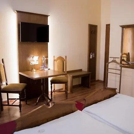 Vinum Hotel 4*