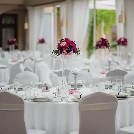 Hotel Vinum 4*