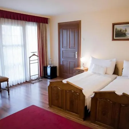 Hotel Vinum 4*