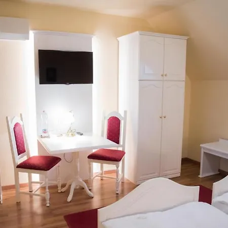 Vinum Hotel Kiskoros